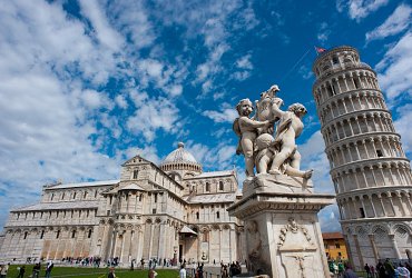 Pisa ❒ Tour Leader Italy