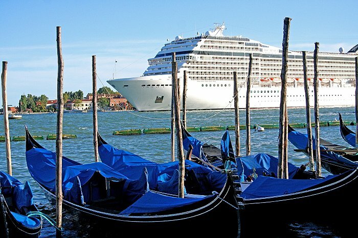 Transfer from Venice Cruise Terminal to Venice AirPort