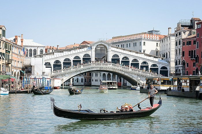 Transfer from Venice airport to Venice city center